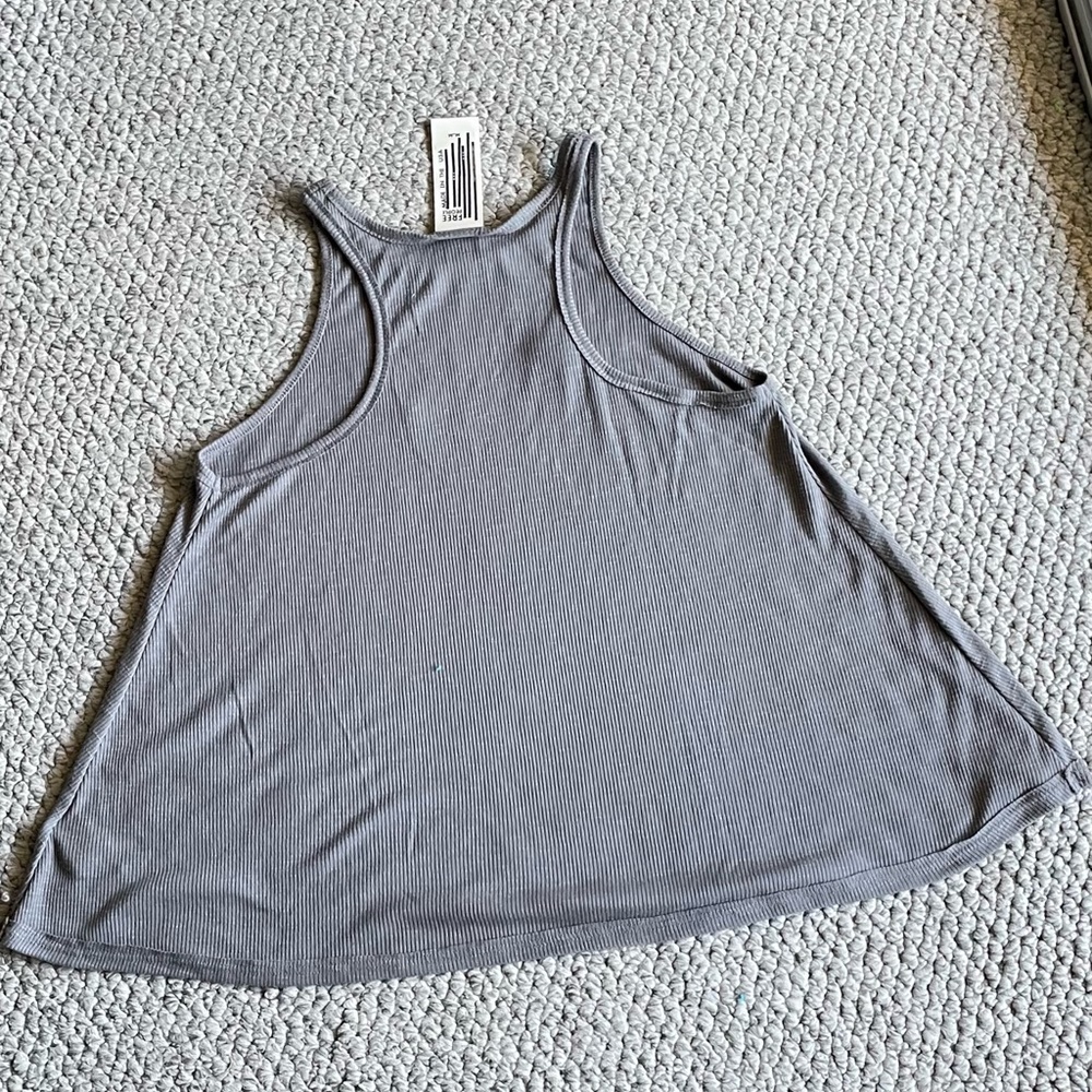 Free People tank - Picture 3 of 4